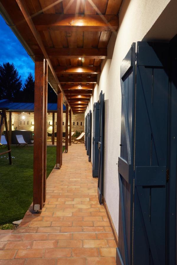 Veranda Виллань Экстерьер фото